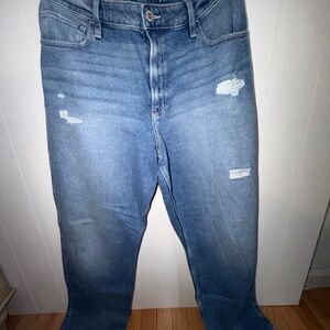 Hollister Ultra High Rise Medium wash dad Jeans